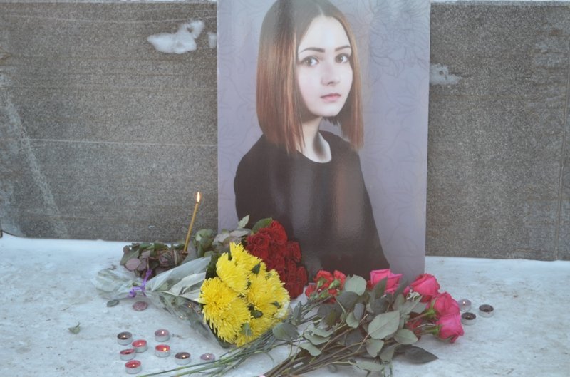 Мать убитой Карины: Почему мы должны ходить и доказывать?